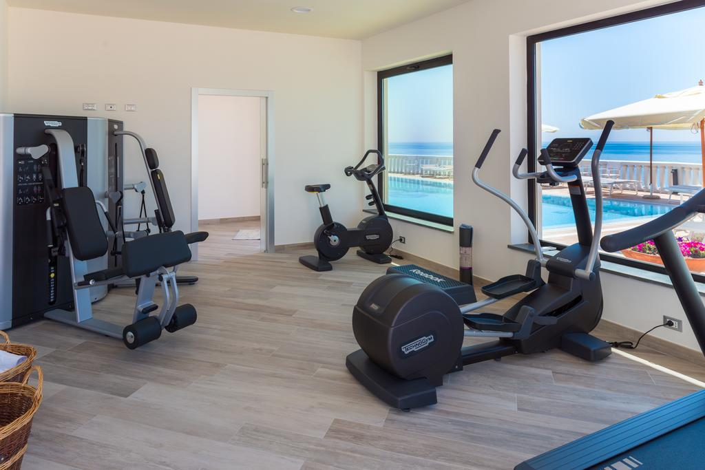 Hotel Grand Le Rocce 4*