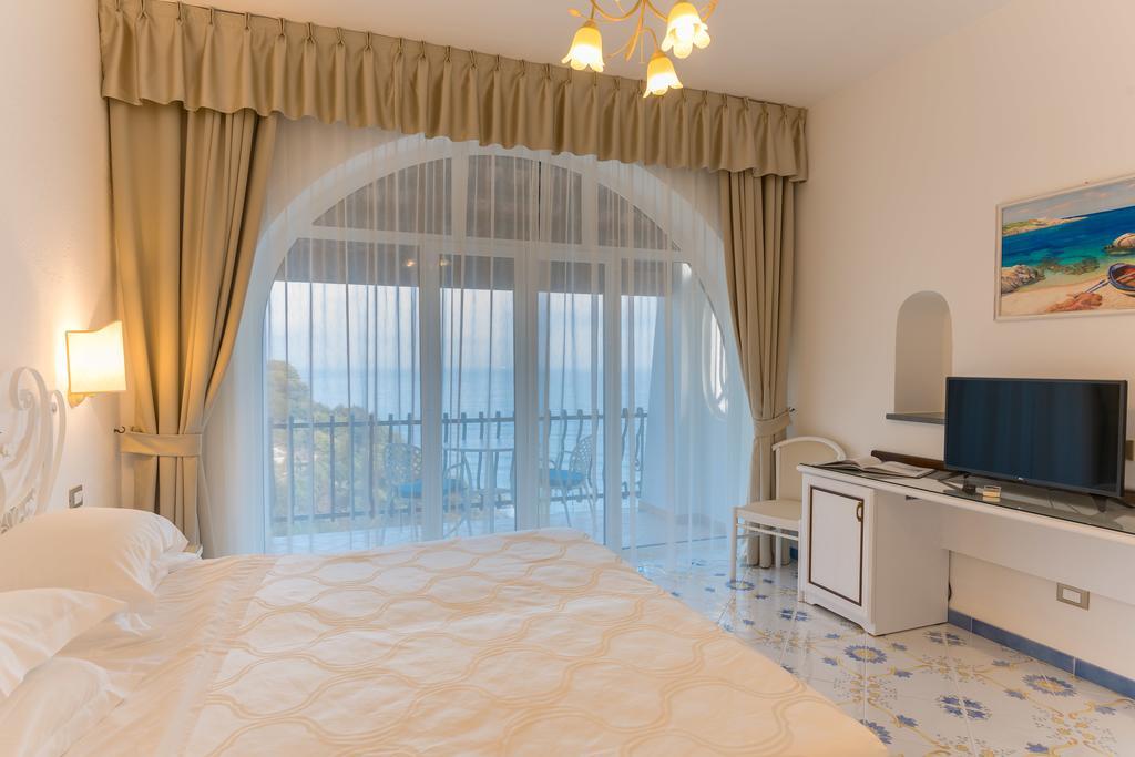 Hotel Grand Le Rocce Gaète